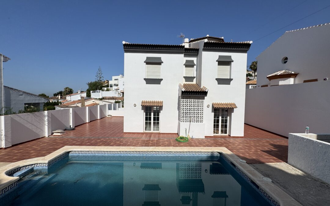 Chalet independiente en La Cala del Moral, Málaga